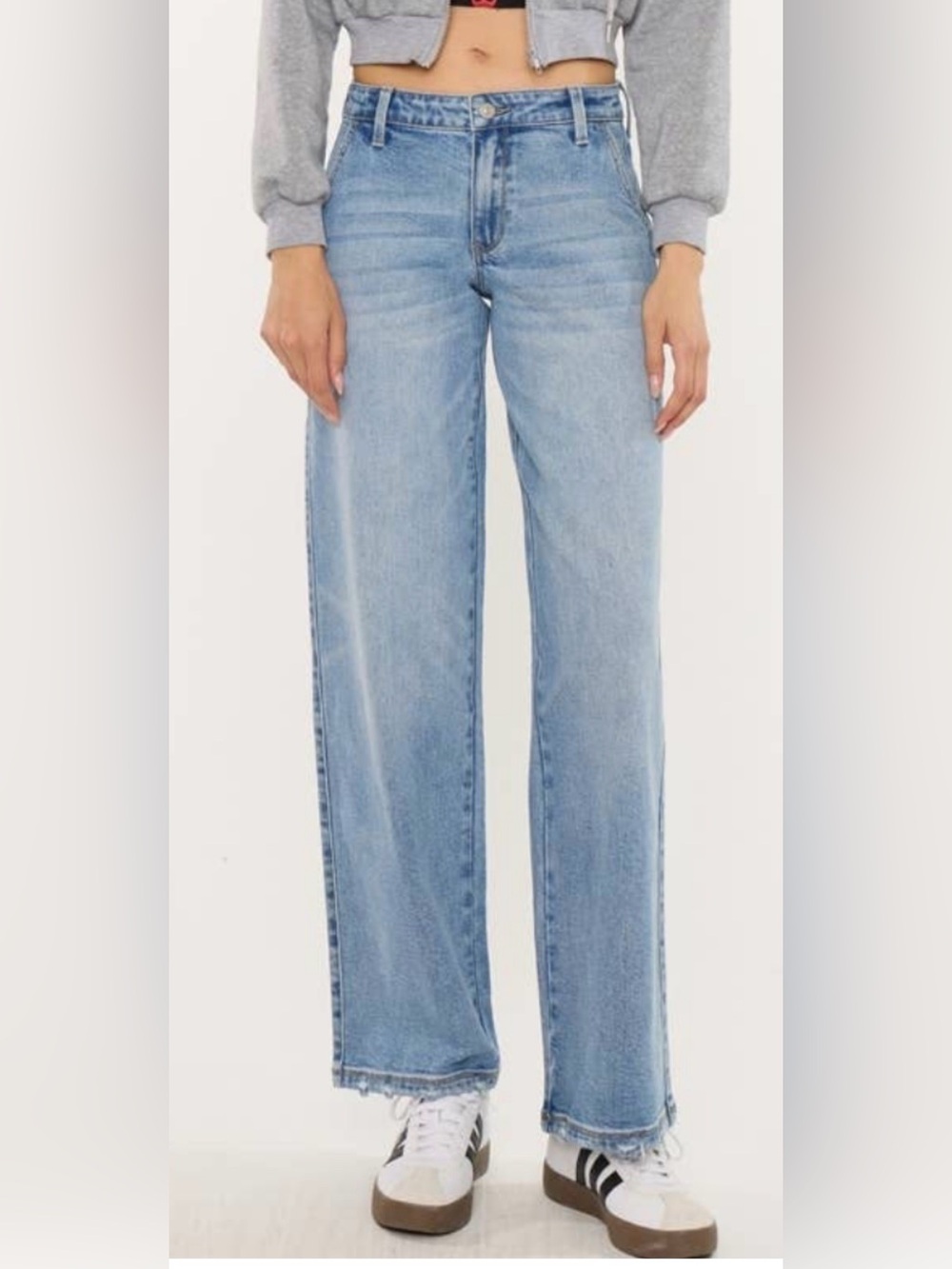 Mid rise Wide leg jeans NWT size 13/30